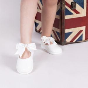BPH035I  Ivory Bow & Diamante First Walker Shoe  (2-6)
