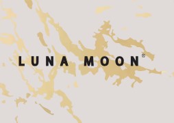 Luna Moon  