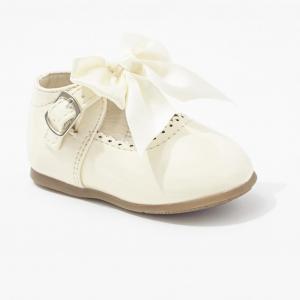 MeKylieC  Cream Bow Shoes Pack of 12  (Sizes 3-8)